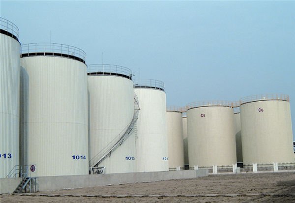 12000m3 Food Oil Tank Erection  Yizheng Yijiang Food and Oil Industry Co., Ltd.